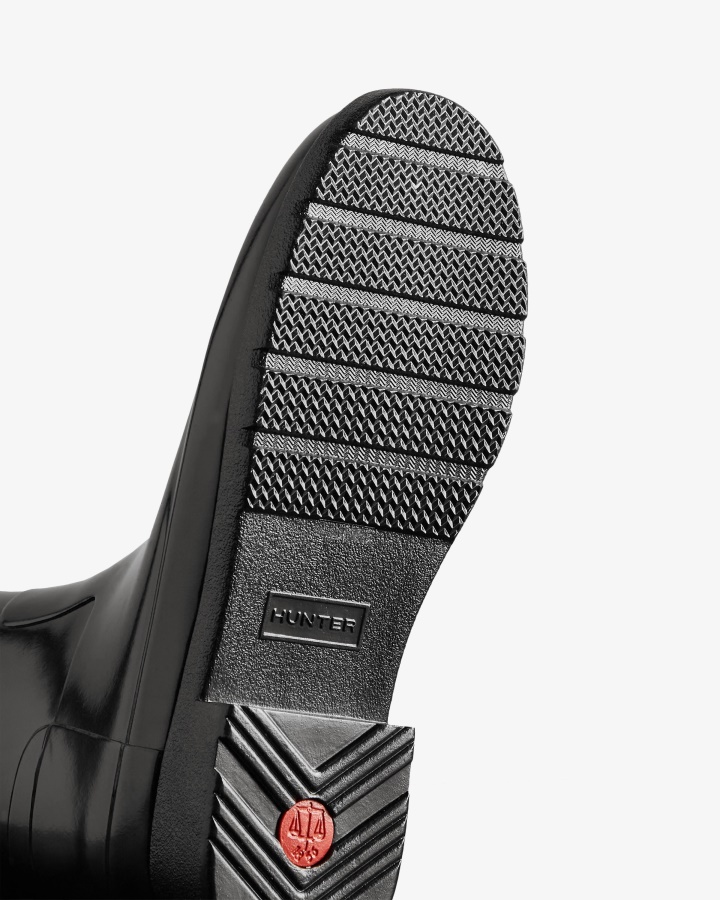 Damskie, Wyrafinowane, Dopasowane, Krótkie, Błyszczące Kalosze Przeciwdeszczowe Hunter W Kolorze Czarnym